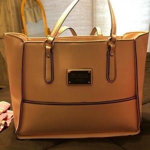 Guess Pocketbook